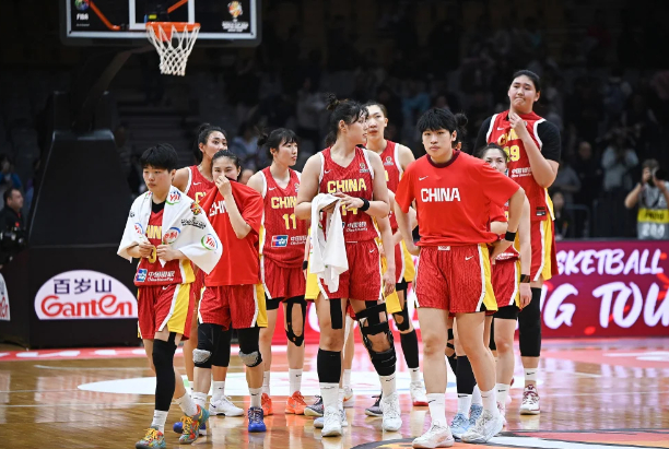 杨力维直言长期集训弊端 宫鲁鸣或成焦点人物