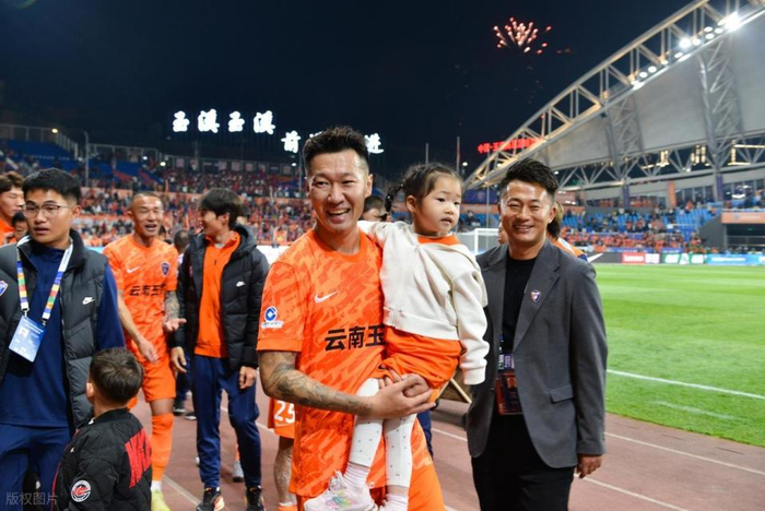 徐新爆射破门助云南玉昆险胜 上港陷5轮1分困局