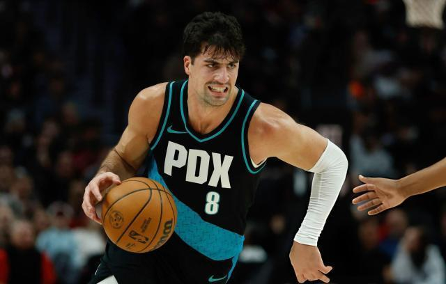 从被欺凌少年到全明星：阿夫迪亚蜕变之路助开